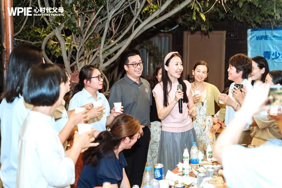 【海勇老师唤醒自驱力】“快点吃、快点走、快点写、快点睡......”你还在催促式教育孩子吗？这样只会毁掉他！