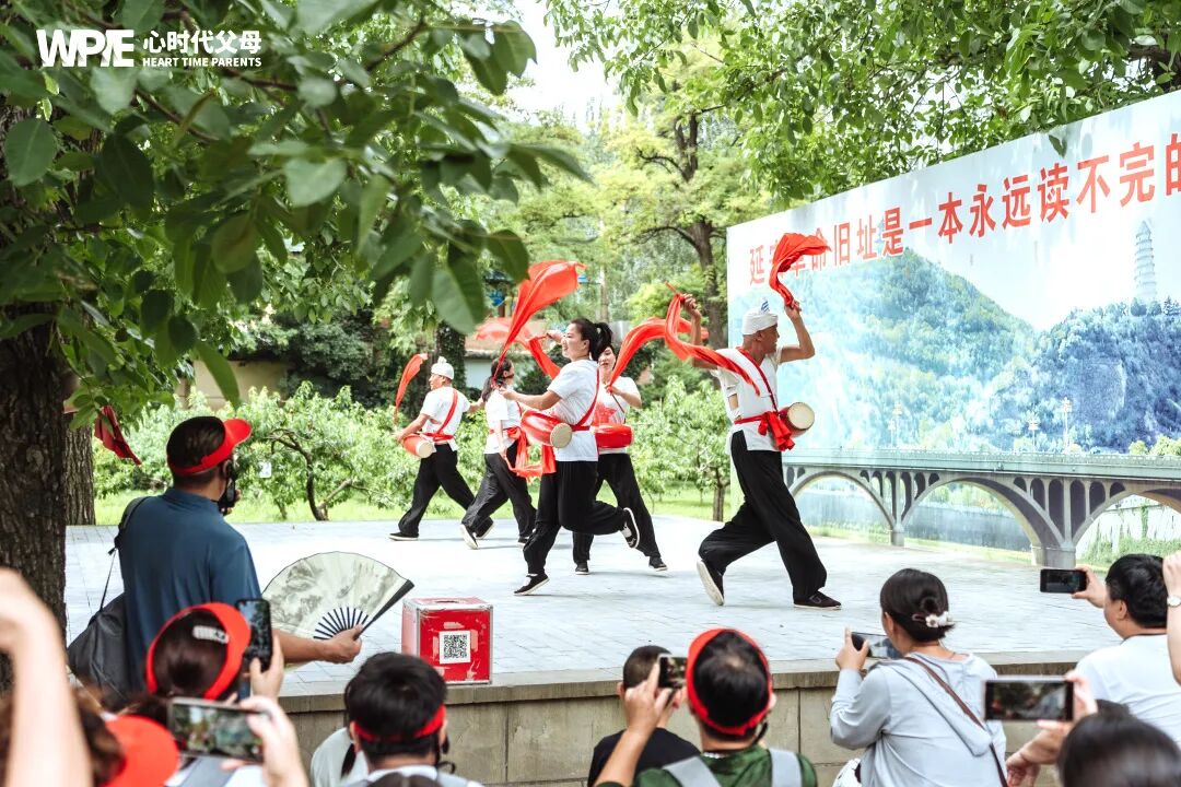 【咱们的故事】从建筑玻璃到心灵灯塔——邱松建老师：“陪孩子长大的路上，我也经历了第二次成长！”