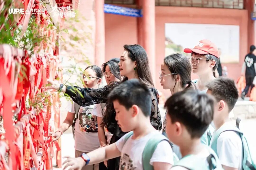 演说即能量：泳瑱老师用高手思维，教你如何在困境中涅槃重生