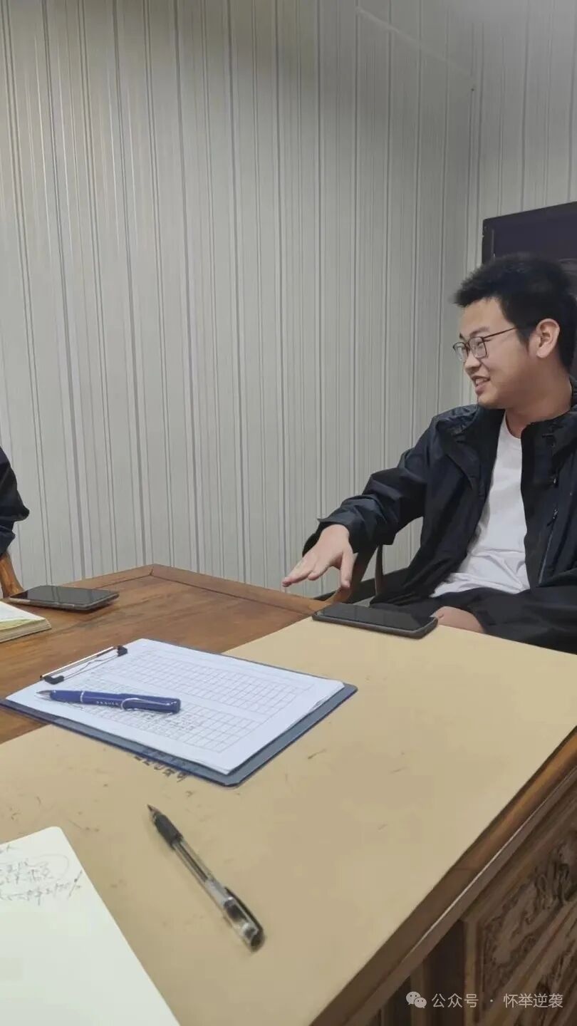 来自狮子王的喜讯（一）从“孤岛”到“桥梁”：16岁“小说家”小阳的破茧成蝶