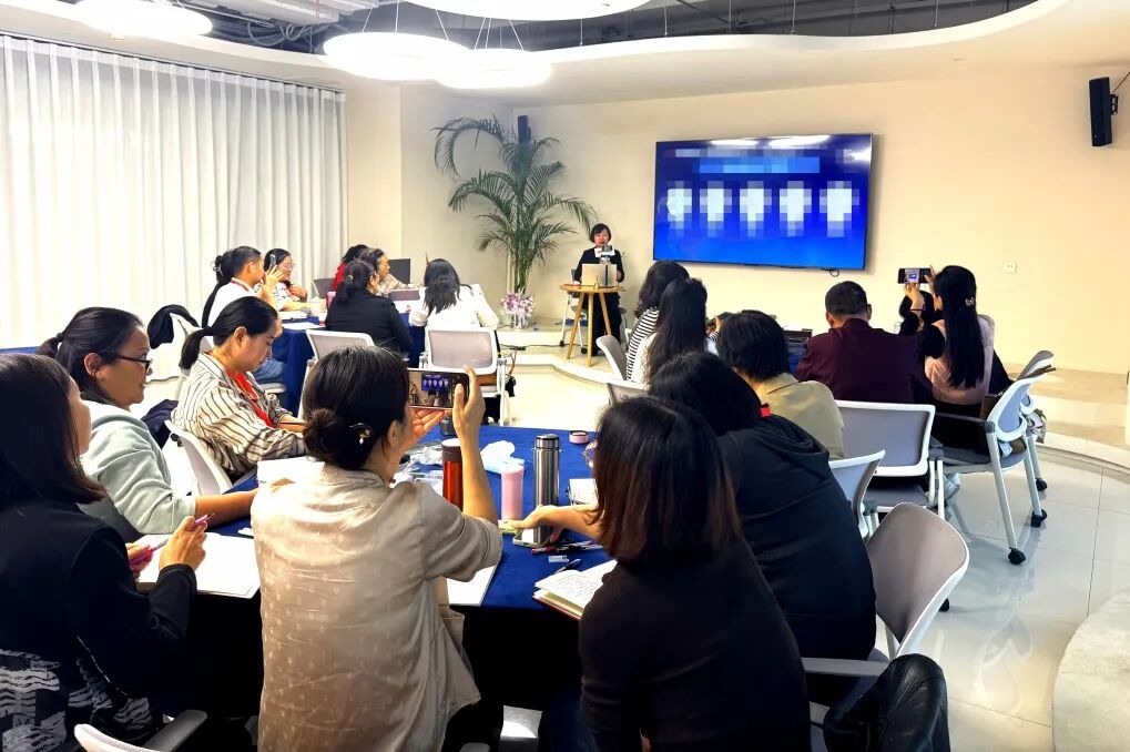 【高维老师焦点短程治疗课】孩子上课不集中？用这3个问题聊天，孩子上课专注力飙升200%！