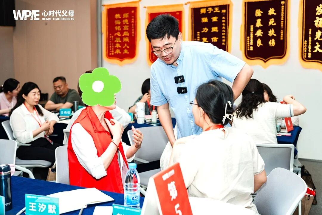 演讲卡壳？张兆鹏老师亲授：“那就直接删稿！没逐字稿也能Hold住全场！”