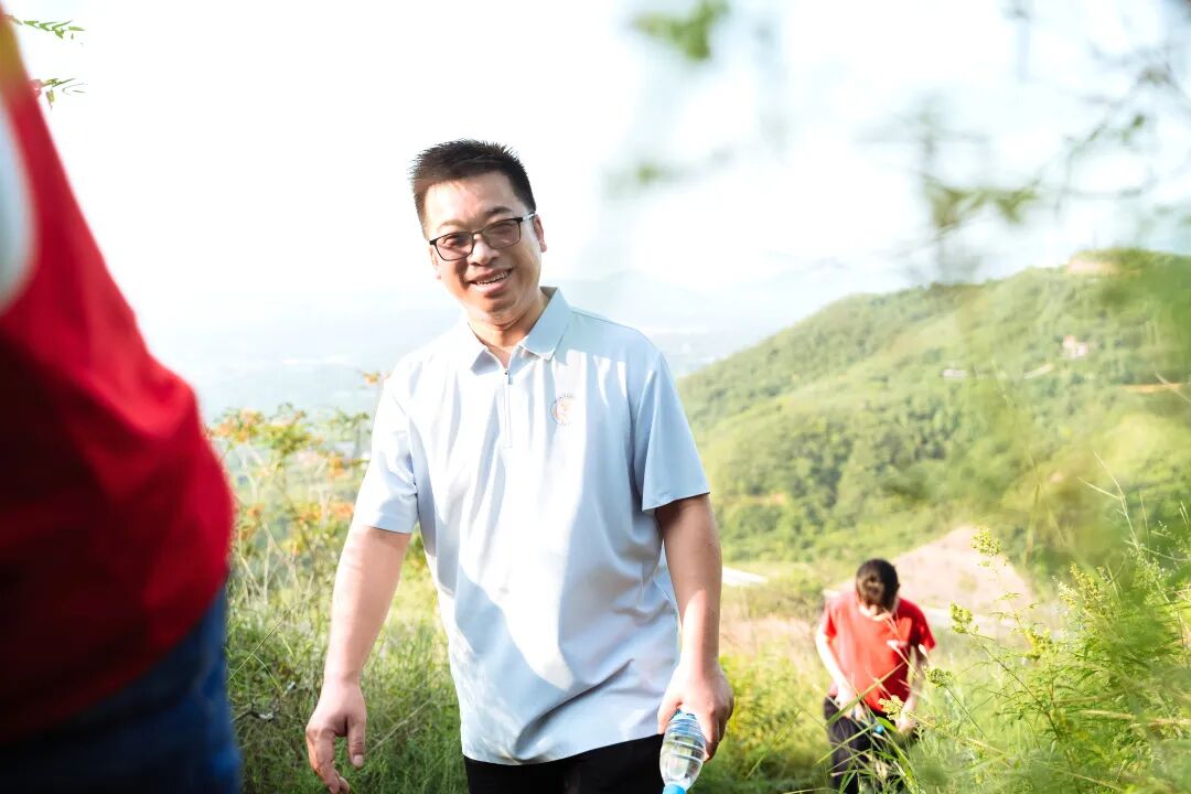 【海勇老师专业课】为什么做了那么多，却依然感觉自己毫无价值？