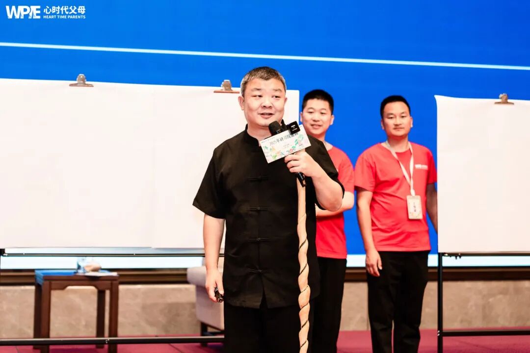 你咋又加班？我在读你文章！：一本从《导师班》诞生的生日书