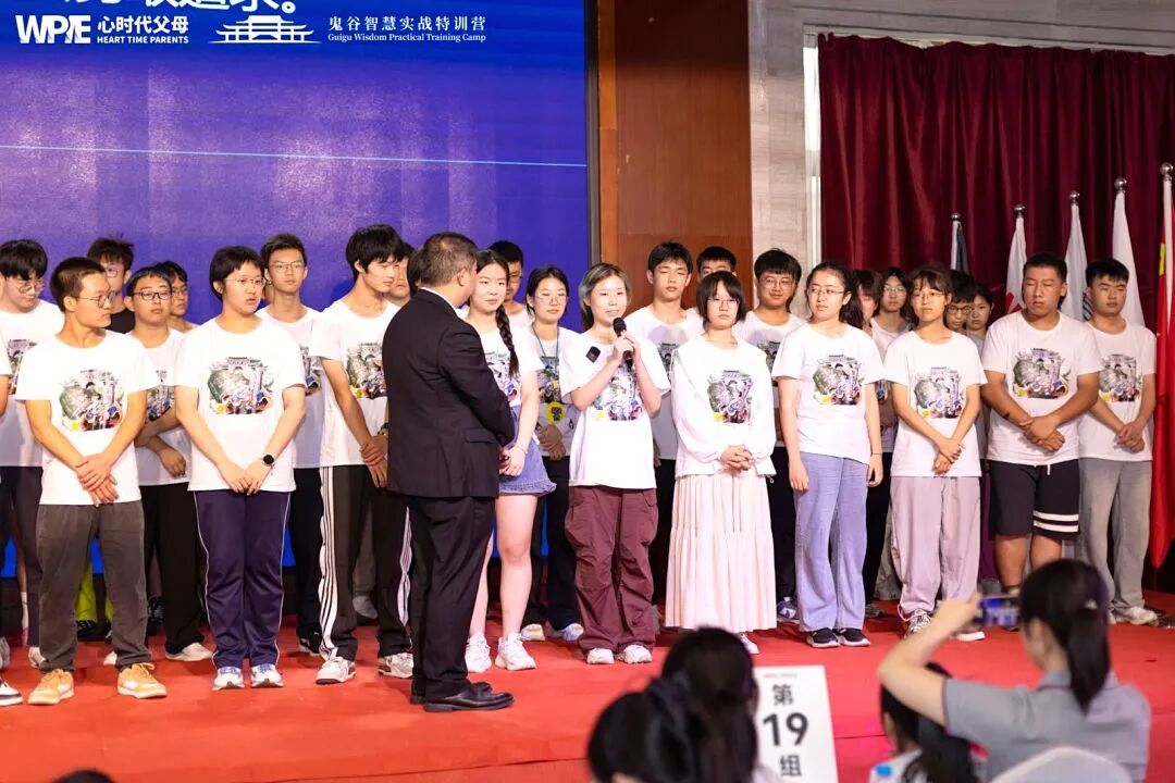 【家庭生态导师班】我一直把女儿视如珍宝，为什么孩子不愿意上学的事会发生在我身上？