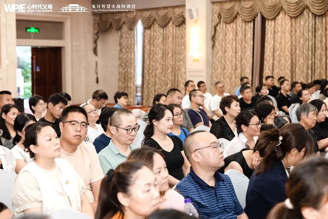 【家庭生态导师班】我一直把女儿视如珍宝，为什么孩子不愿意上学的事会发生在我身上？