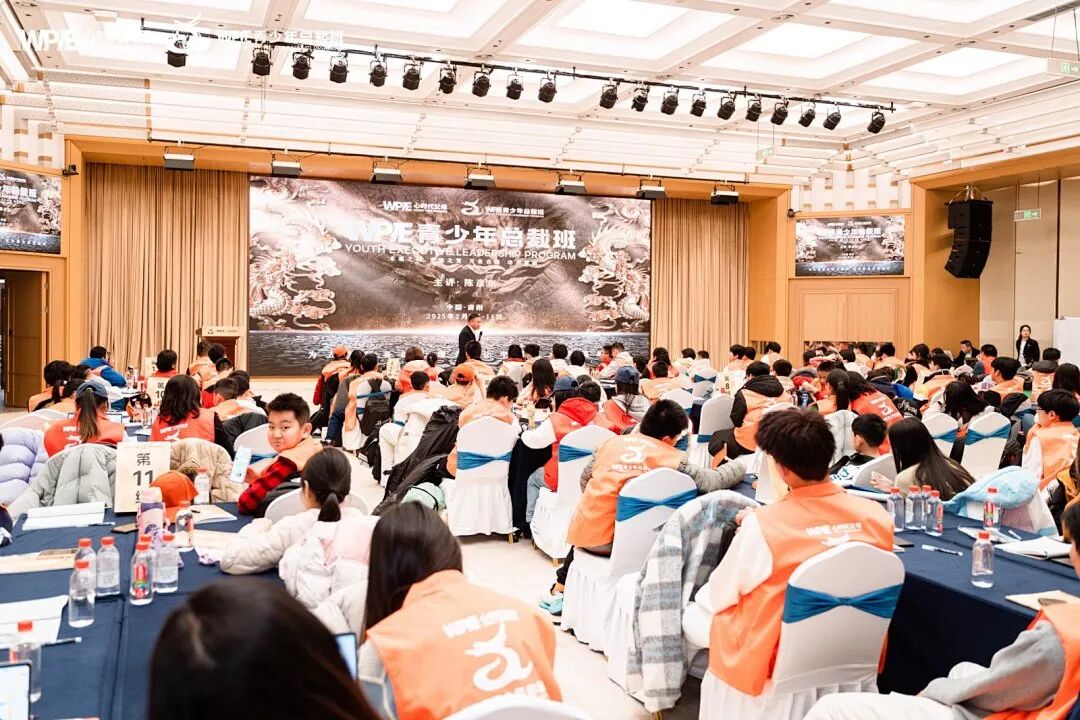 “妈妈，我当年肚子疼，真不是玩平板害的！”