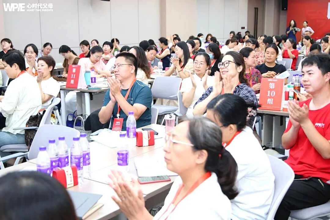 “先把自己照顾好！”佩琳老师的一句话让我明白：“别再用‘贪心’逼走爱你的人！”