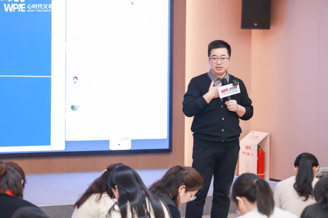 【青少年心理学专业课】孩子已经上了初中，家长学习家庭教育还来得及吗？