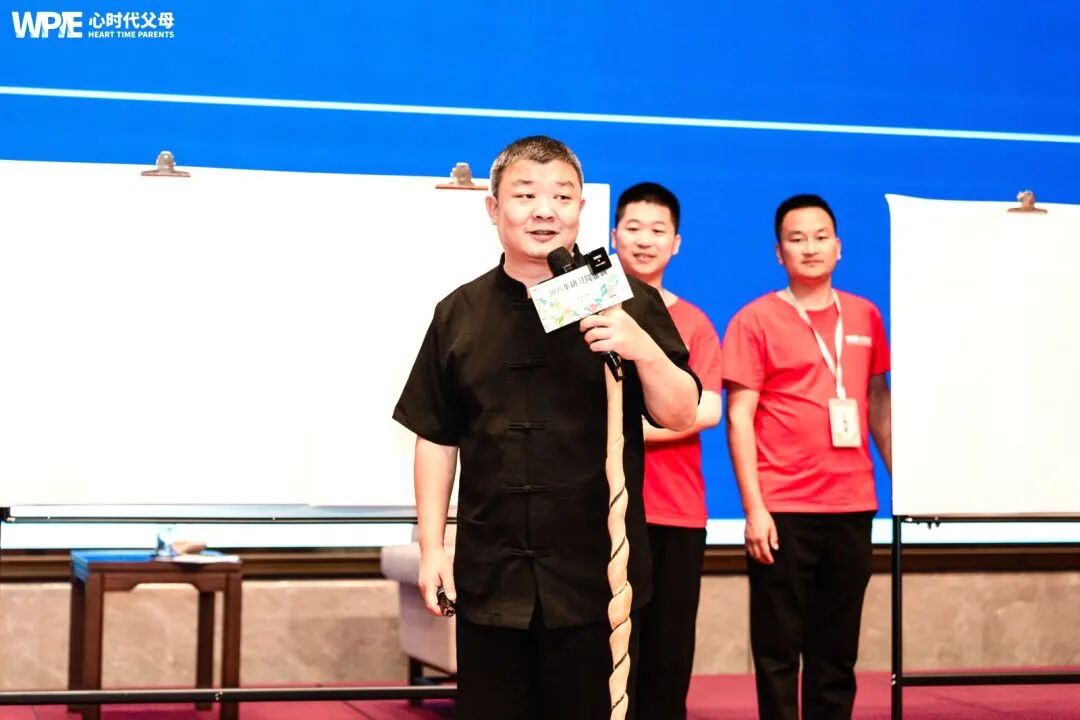 【纪琼院长人生规划导师班】妻子：“为什么不给我买贵的衣服，你是不是觉得我不配！”