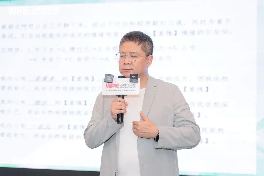 【重返校园之路——王克老师学员采访】咨询师“不谈上学”，爱摄影的少年却冲进了班级前十