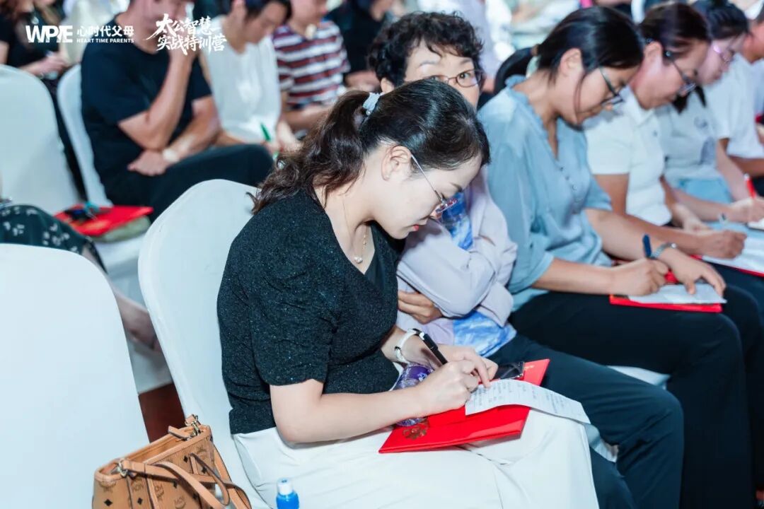 【太公智慧】“我的两个好朋友吵架，我夹在中间很为难......”你家孩子有遇到这样的烦恼吗，想知道怎么解决！？那就看过来！