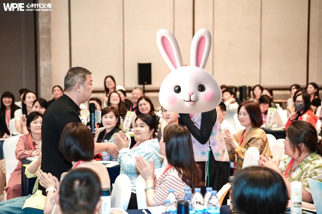 【咱们的故事】家圻老师：“想得到什么，就要付出什么！”——一位44岁产科护士的破茧之路