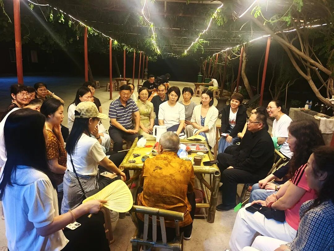 心灵的深犁：当全人心学遇上最质朴的生活教材