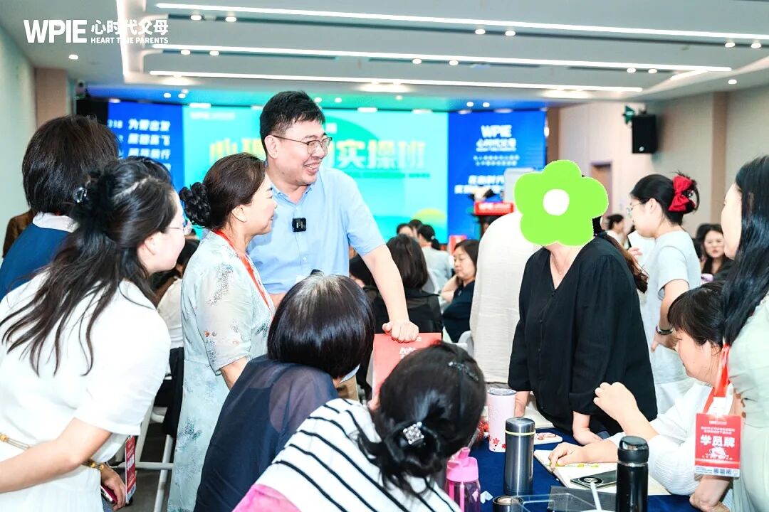 儿子为何会从“学霸”到“学渣”？且看张兆鹏老师如何“当头棒喝”点醒焦虑父母