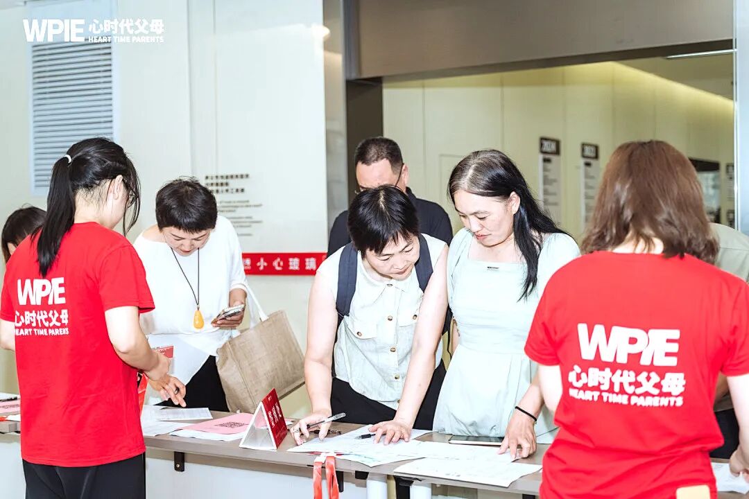 儿子为何会从“学霸”到“学渣”？且看张兆鹏老师如何“当头棒喝”点醒焦虑父母