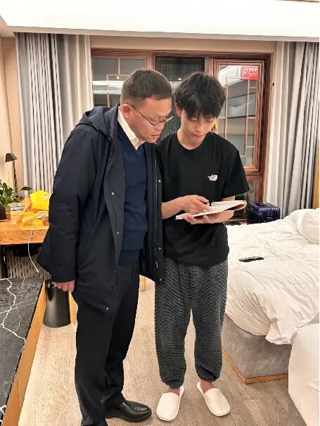 高中生如何平衡时间参加总裁班