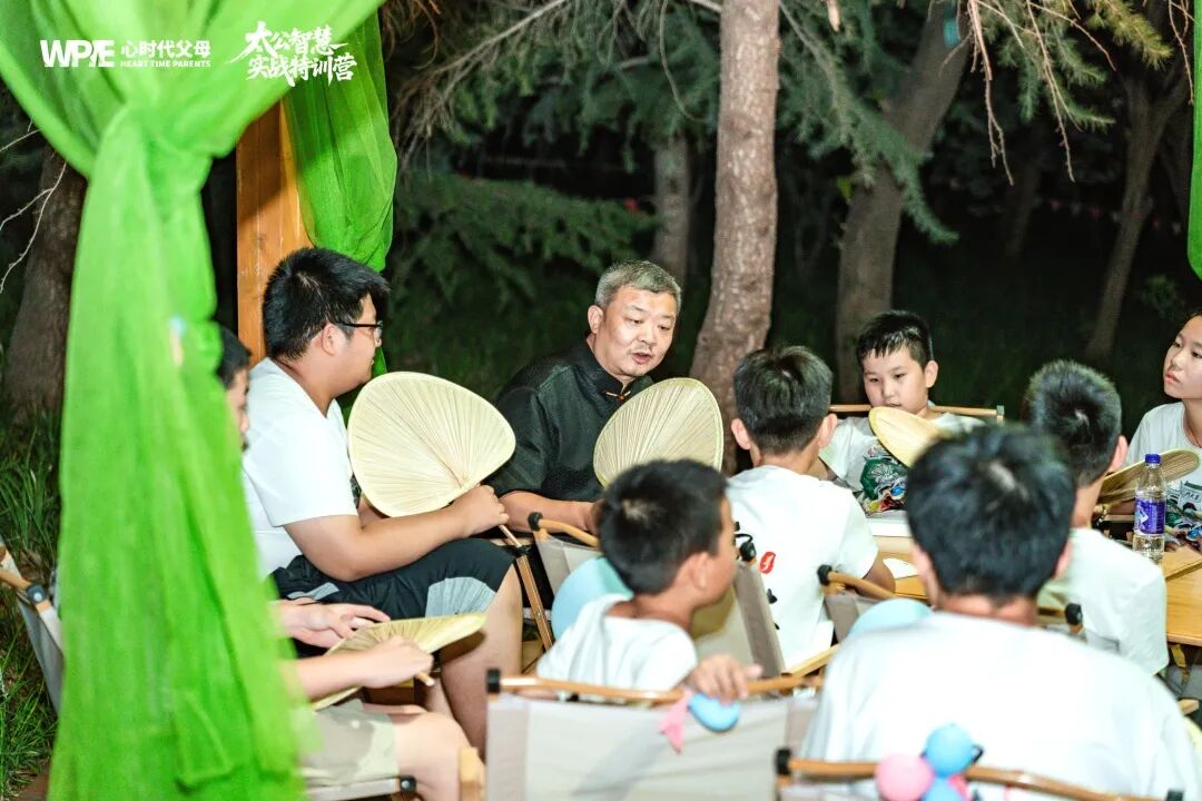 3岁娃撒泼打滚？除了尴尬发火，你还有更好的选择！