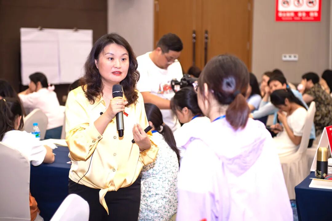 每次和婆婆发生矛盾，老公从不出面解决问题，还总说我“小心眼儿”......