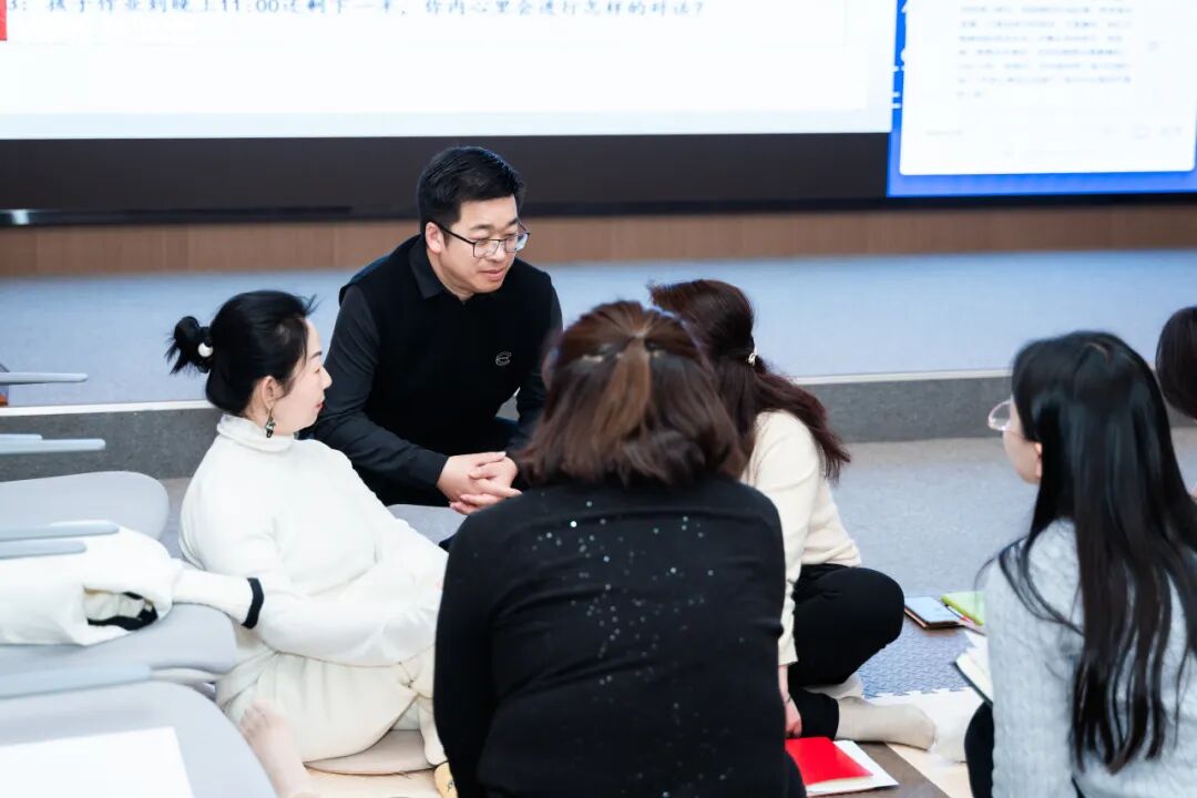 青春期的孩子为啥热衷于挑战父母、老师和权威？