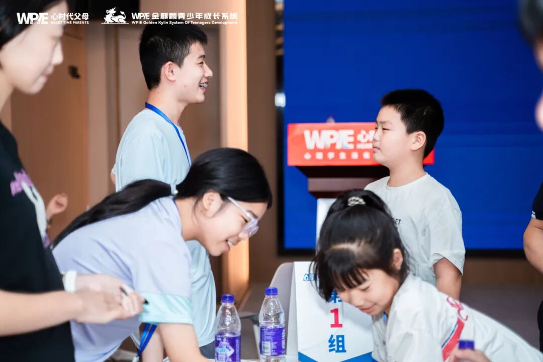 父母的认知盲区：你不知道你的孩子有多优秀！——青少年实操班课堂里的成长惊喜