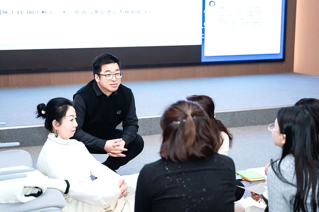 【海勇老师唤醒自驱力】你的快乐，何必等他点头？