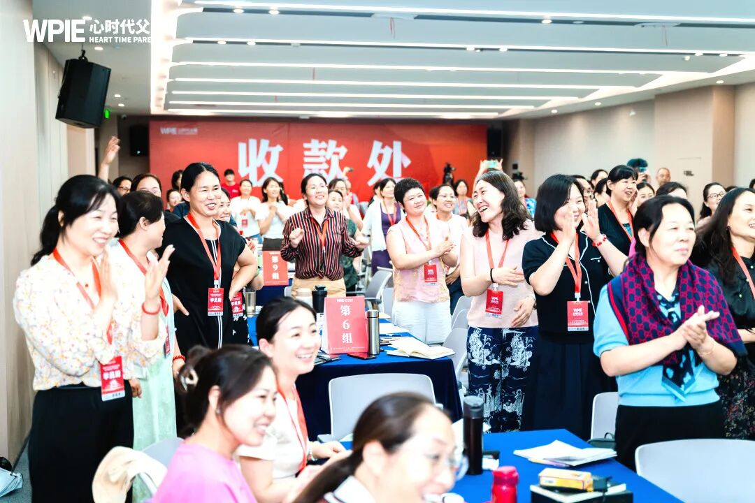 【兆鹏老师心理咨询实操班】孩子吸烟背后的真相竟然是无人陪伴？