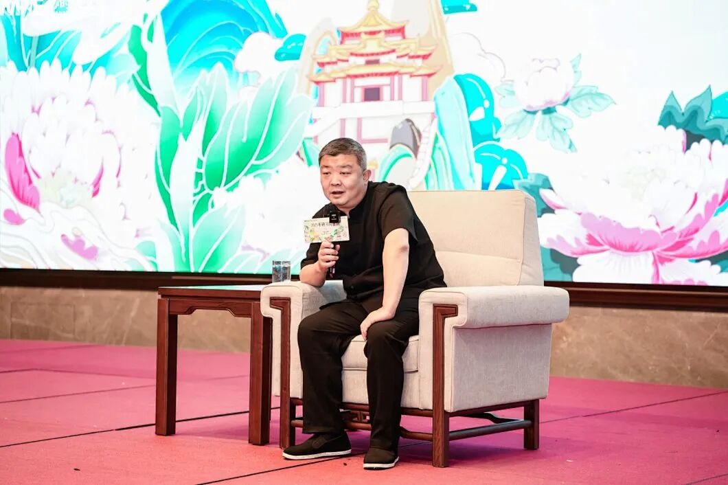 【纪琼院长导师班】男人在外是“纸老虎”，回家变“炸药包”——妻子：“凭什么要我承受这些！”