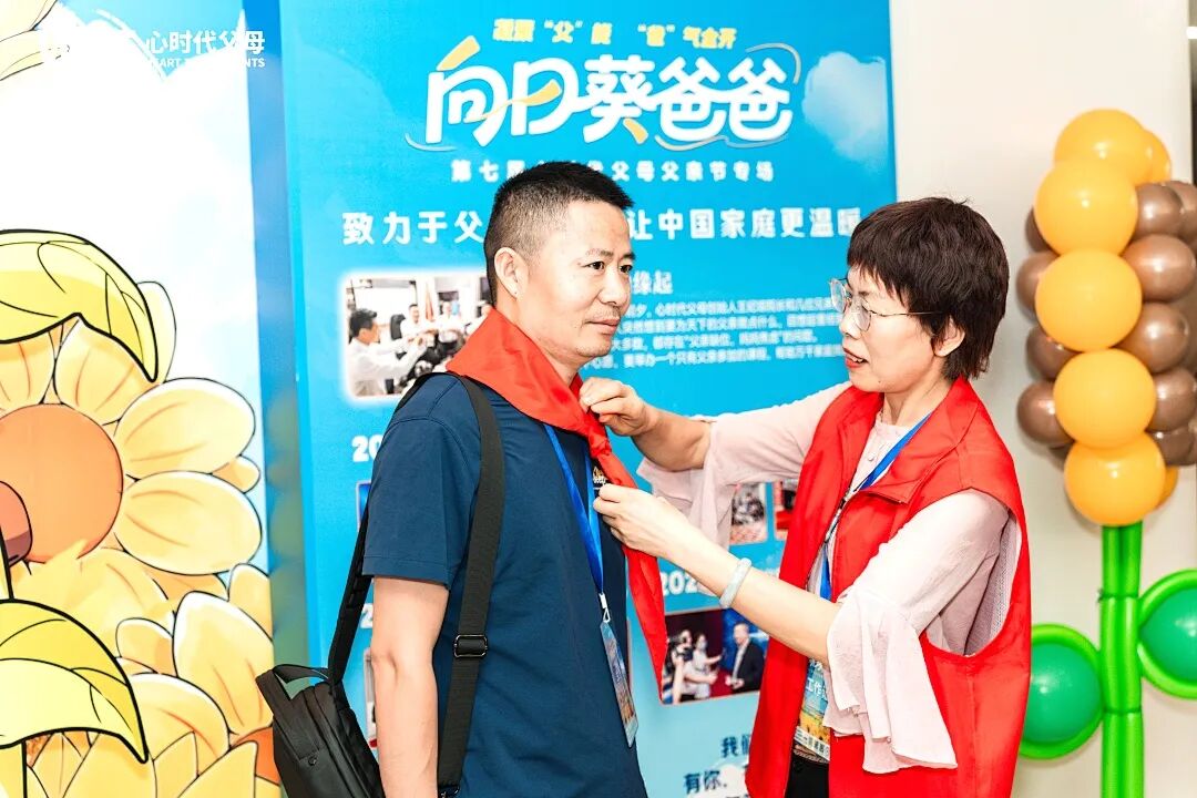 “爸，你要像我这么努力，我早是富二代了！”