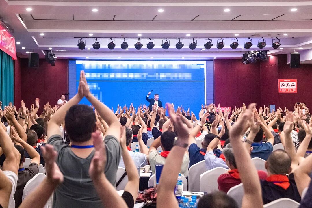 老公原生家庭的“债”，凭什么我来还？