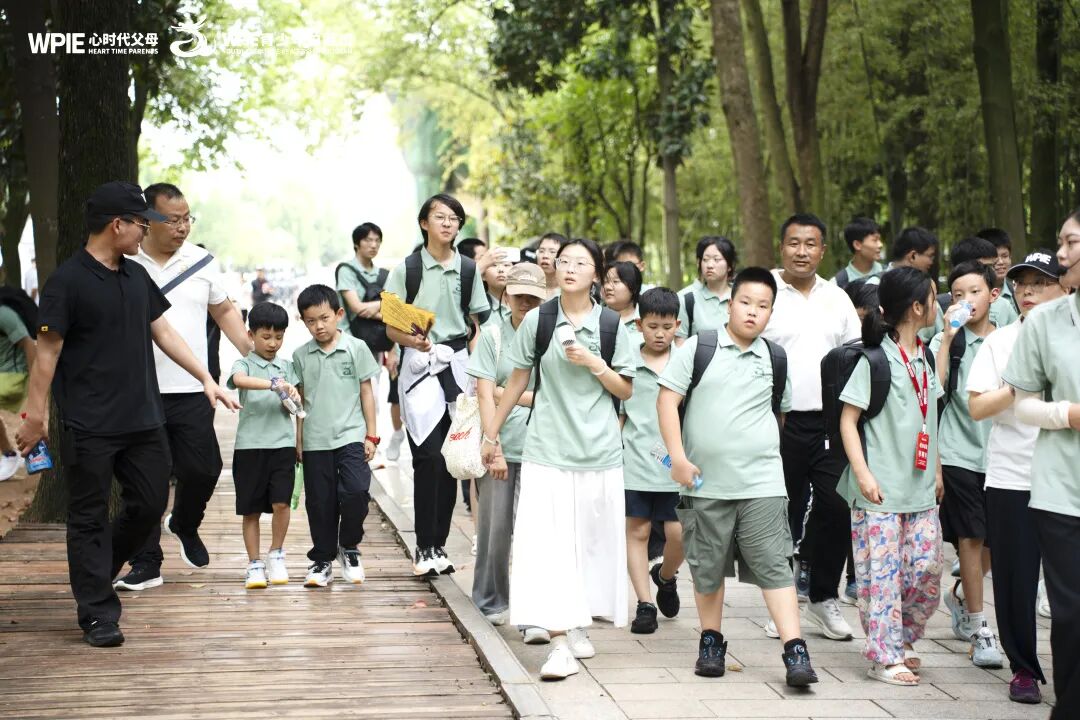 孩子历史考了21分，班里倒数第一，我却在孩子面前宣布：这是天大的喜事啊！