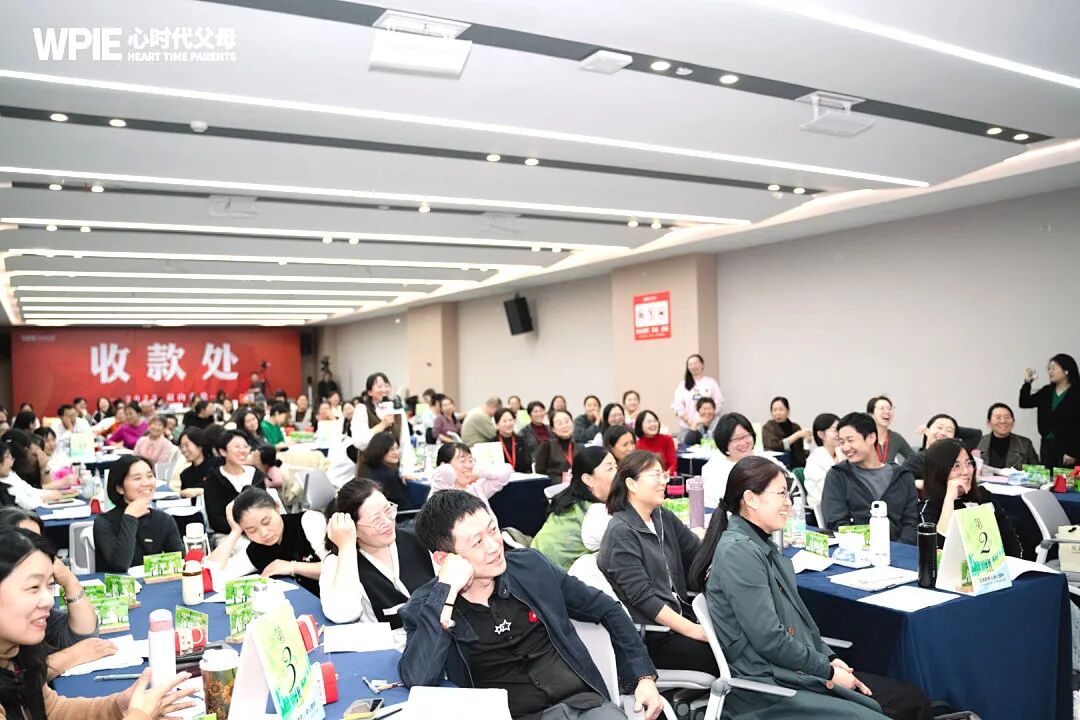 “你愿像‘猪’一样温柔圈养，还是像‘狼’一样痛苦自由？”——王克老师的一句反问，让我看清了自己！