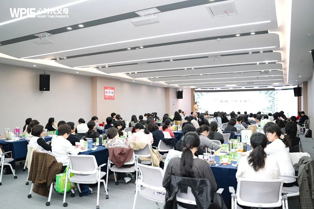 “你愿像‘猪’一样温柔圈养，还是像‘狼’一样痛苦自由？”——王克老师的一句反问，让我看清了自己！