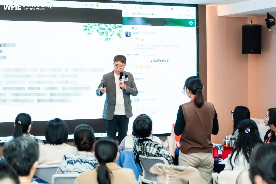 看着70岁的妈妈，我在她耳边说：“妈，我爱你！”——这句话，我用了整整40年！