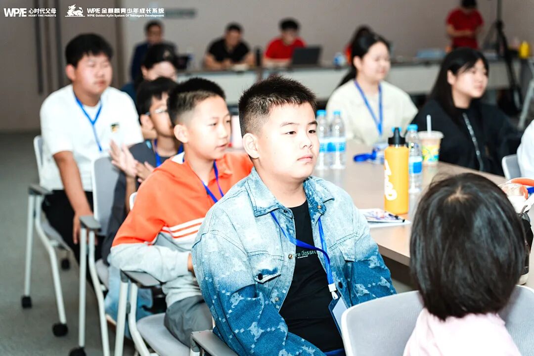 我恨不得从楼上跳下去！年级前十的女孩为何会发出这样的呐喊？