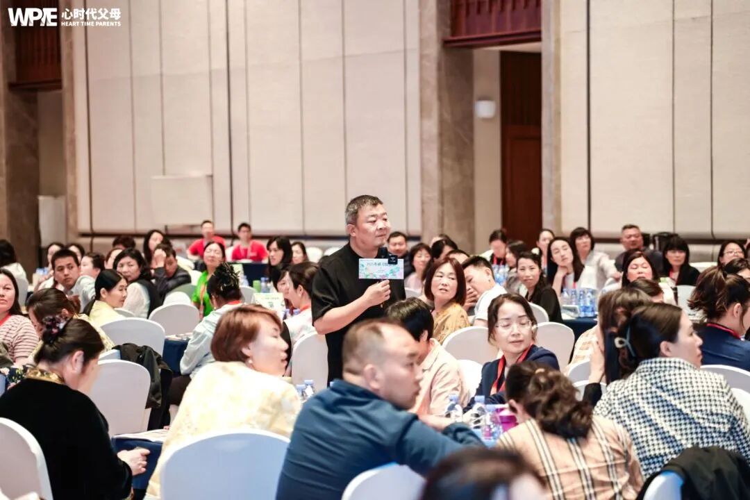 【纪琼院长家庭生态课】父母喝酒发脾气，孩子抽烟伤害自己——16岁女孩儿求助纪琼院长，对话让人心疼又破防