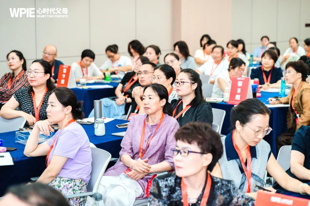 【兆鹏老师心理咨询实战班】“孩子，你的价值远不止于一张奖状！”