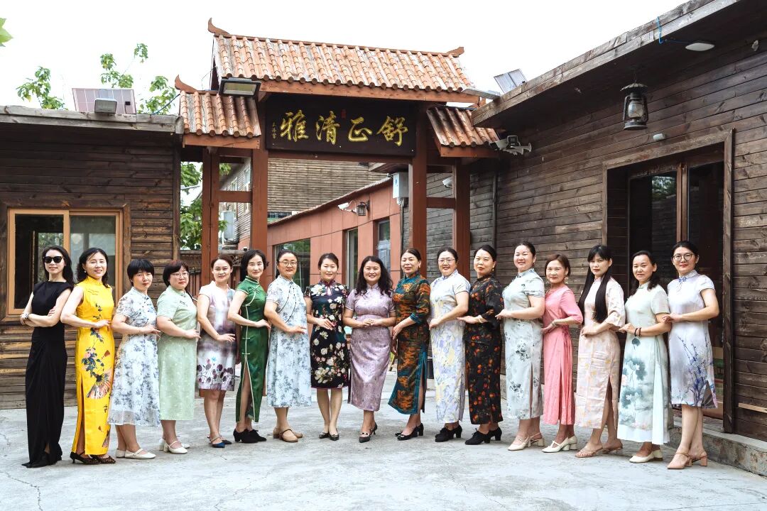 妻子总把自己喜欢的鱼尾留给丈夫，多年后，看到丈夫日记的她后悔莫及！