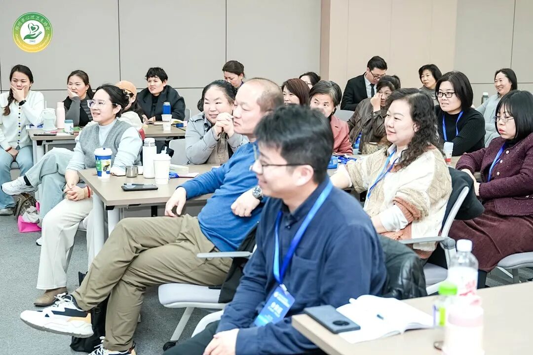 【纪琼谈家读书慧】如何才能遇见生命中的“光光级”榜样，那就加入纪琼院长的《家庭生态导师班》吧！