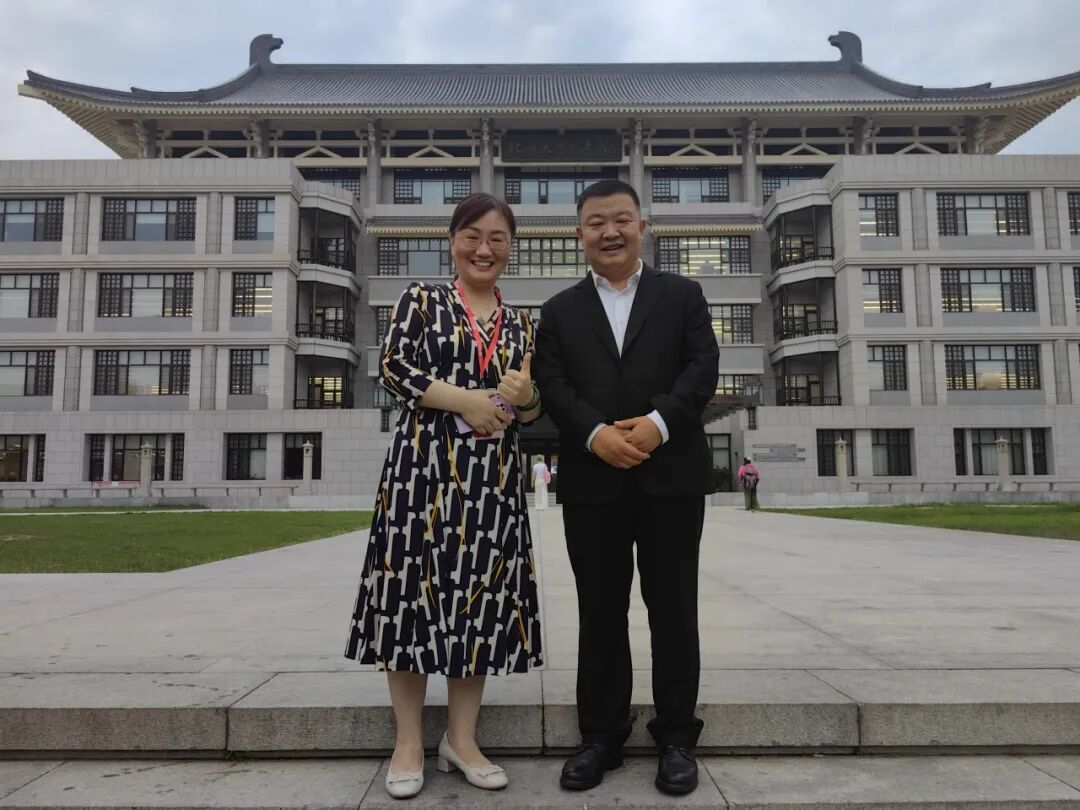 人生导师在我生命不同阶段中的重要性——卢玲