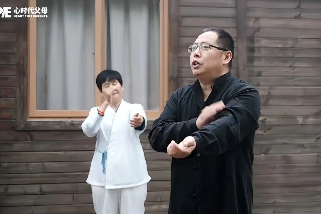 栓心猿，锁意马：在《开身课》中找到的专注与宁静