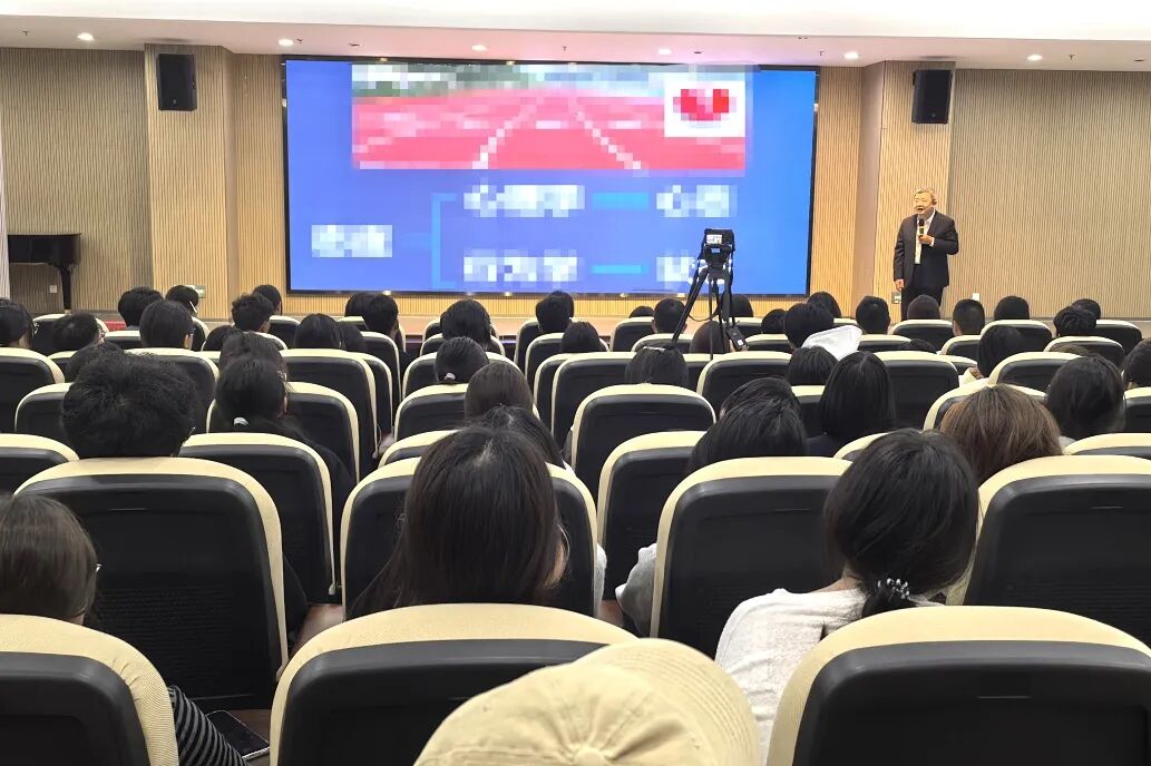 凌晨王纪琼院长的一条微信，让我明白了：跟对人，是中年妇女最划算的投资