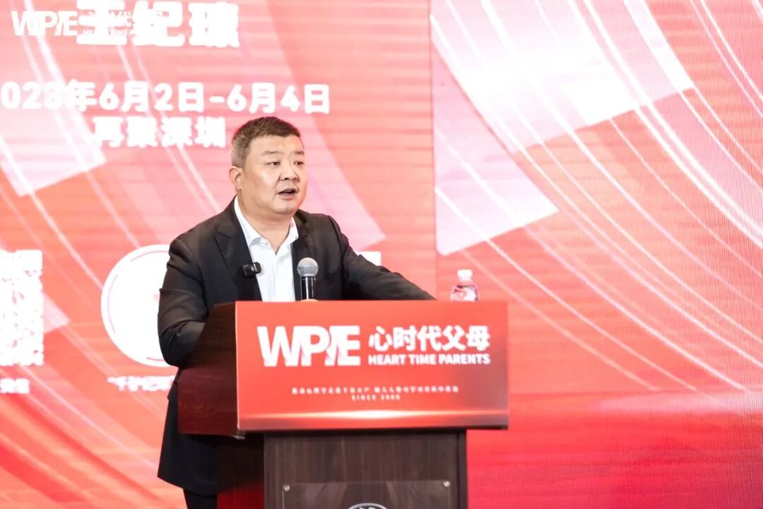 当孩子紧急来电说：“我要回家，我不想上学了！”——我用王纪琼院长的接话技术稳住了局面