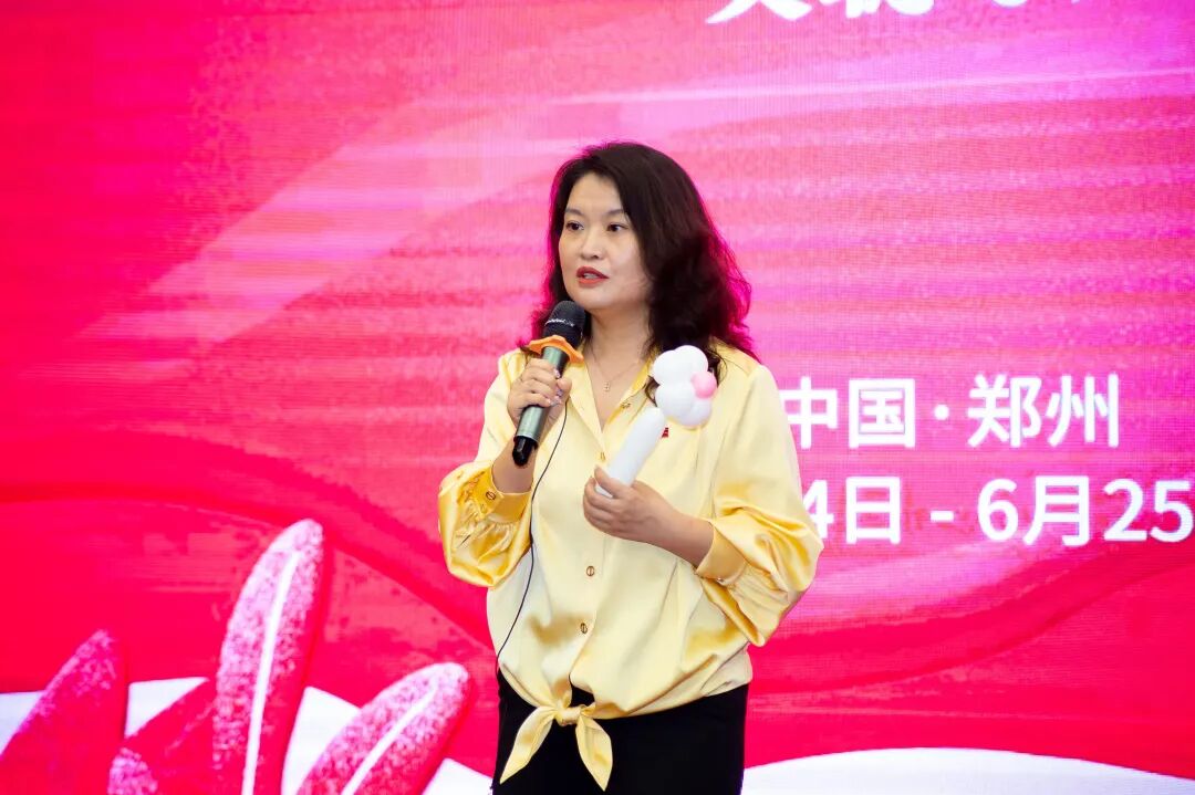 十年里，婆婆掌控全局，丈夫成为“传声筒”，我的声音被淹没......孩子的厌学信号终于让我看清了这一切