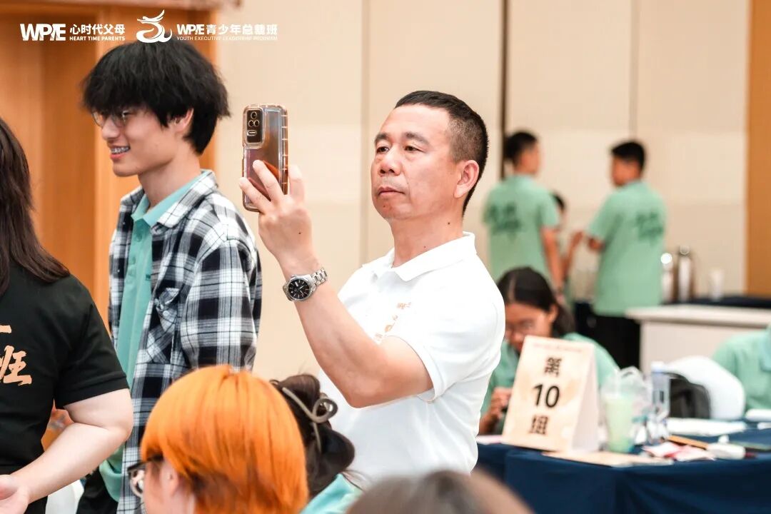 《青少年总裁班》鲜活案例：孩子被骗1000元该怎么办？