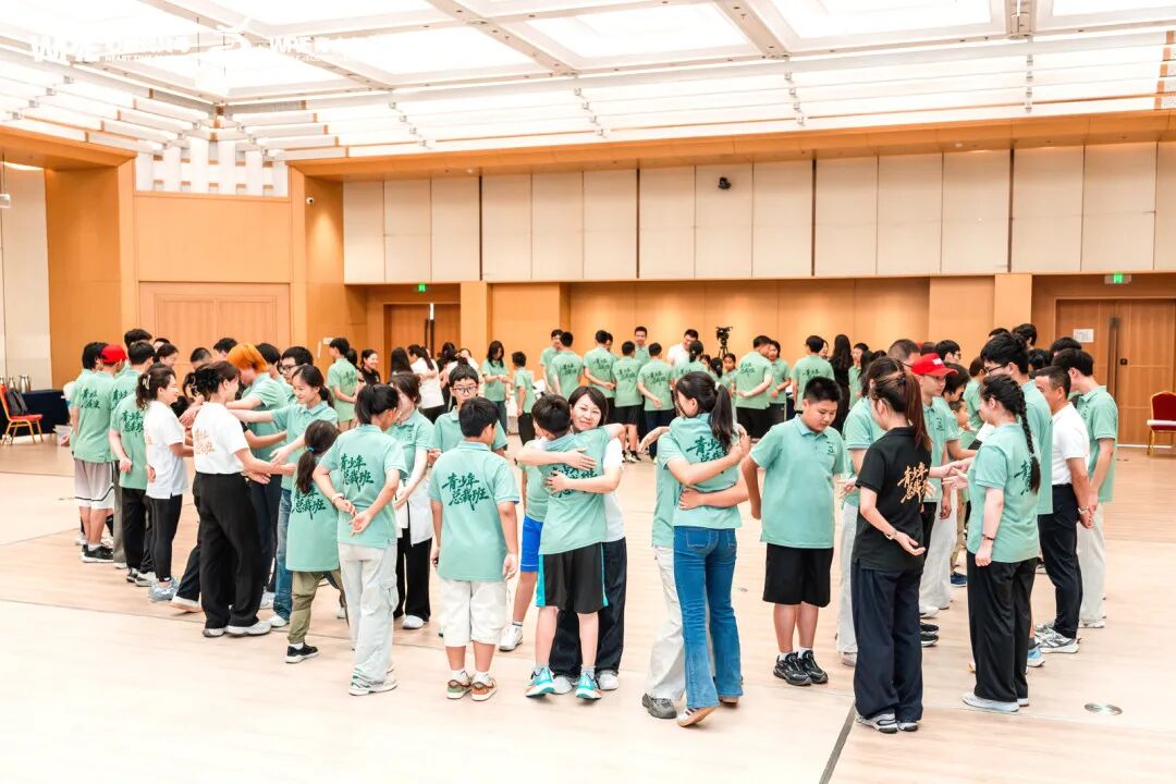 《青少年总裁班》鲜活案例：孩子被骗1000元该怎么办？