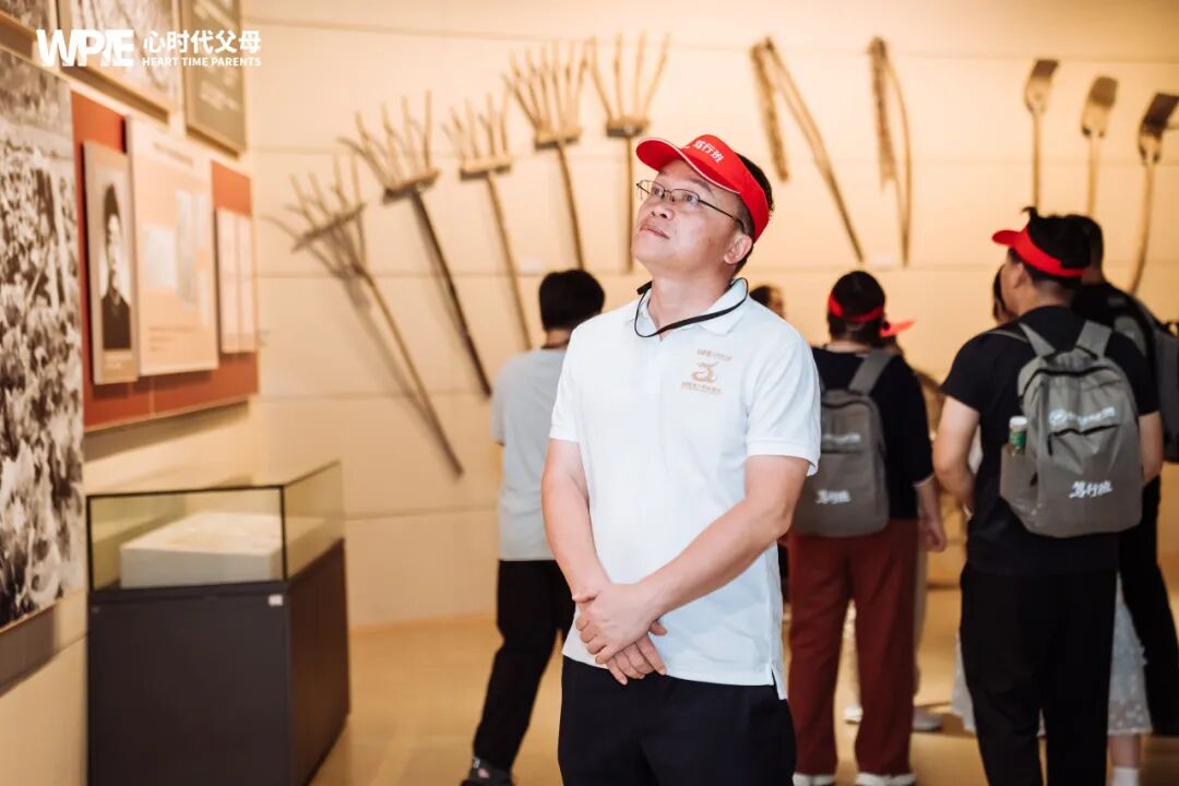 王纪琼院长五问重构笃行班研学认知——从盯娃打杂到三代共修！