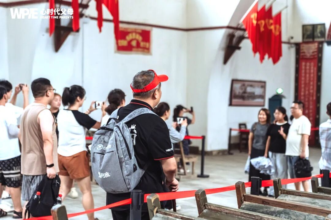 王纪琼院长五问重构笃行班研学认知——从盯娃打杂到三代共修！