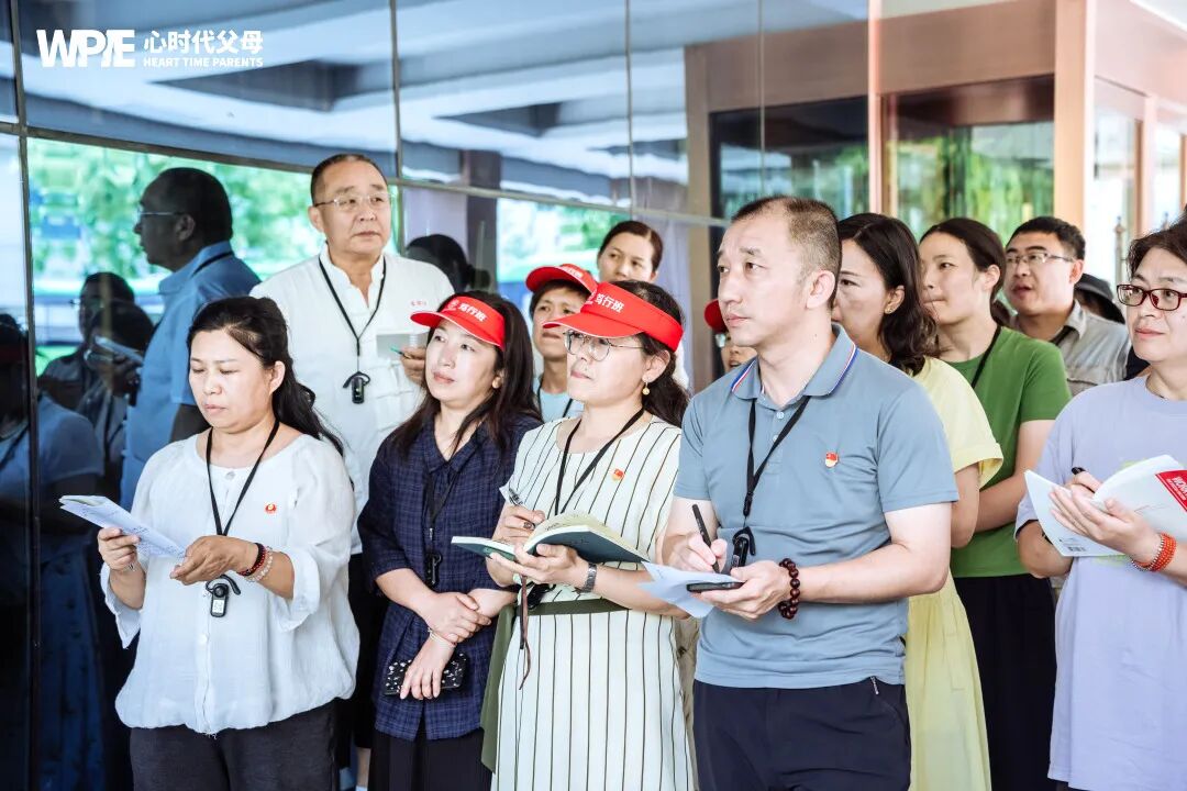 【咱们的故事】邓淑君老师：“纪琼院长的一句‘让自己换个活法’把我从深渊拉回了春光里”