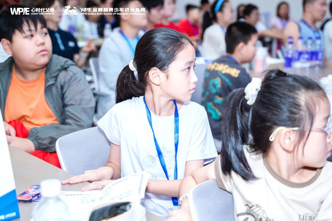 “别怕，老师在!”——当孩子害怕时，青少年实操班导师如何成为她的“安心港湾